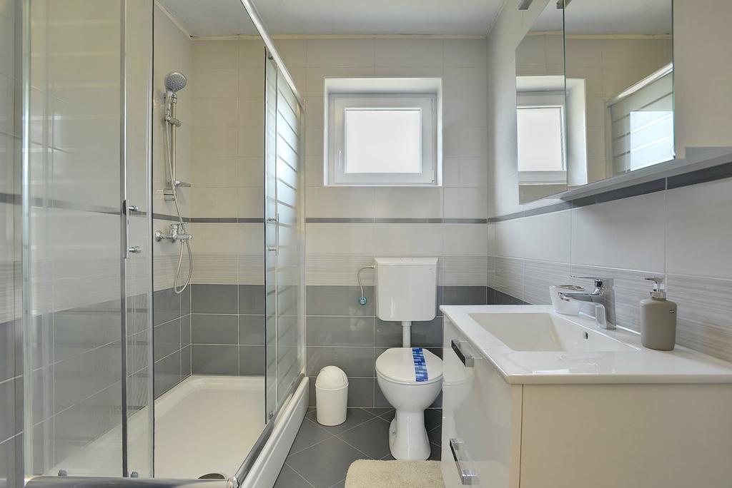 Apartments Kralj Медулин Екстериор снимка