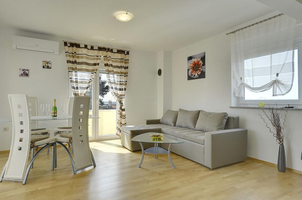 Apartments Kralj Медулин Екстериор снимка